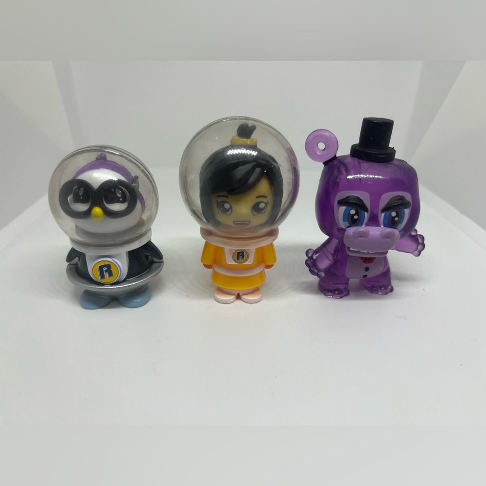 Ryan's World Space Girl,Penguin Wiz Peck Astronaut & Freddy's Pizza Mr. Hippo~3